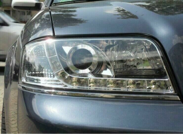LED Tagfahrlicht Design Scheinwerfer für Audi A6 4B 97-01 chrom